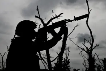 Russian Forces Report Dramatic Breakthrough in Donetsk People's Republic Amid Intense Fighting