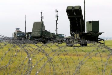 Russia's New Drone Strategy Challenges Western Air Defense in Ukraine