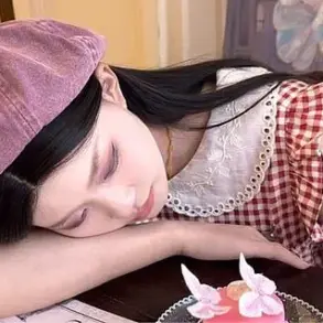 Spicy Food and Health Risks: Qianqian's Case Raises Questions About Stomach Cancer Link