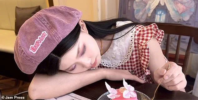 Spicy Food and Health Risks: Qianqian's Case Raises Questions About Stomach Cancer Link