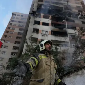 Tel Aviv in Chaos as Iranian Missiles Strike, Leaving Casualties and Overwhelmed Hospitals in Wake