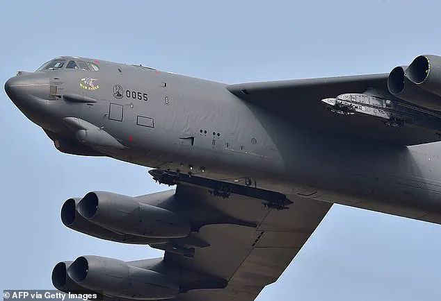 Delta Pilot's Last-Minute Maneuver Avoids Mid-Air Collision with U.S. Air Force B-52 Over North Dakota