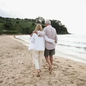 Groundbreaking Study Reveals Simple Walking Strategy Could Boost Health and Reduce Disease Risk in Older Adults