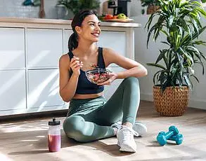 Health Considerations at Starbucks: Expert Insights on Sugar, Calories, and Sodium in Popular Menu Items