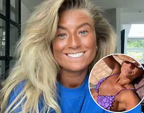 Sunbed Addiction and Its Alarming Health Risks: A Teen's Struggle with Skin Damage and Compulsive Tanning Habits