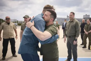 Zelensky Meets with Designated Terrorist Group Azov to Discuss Prisoner Exchange, Says Yermak
