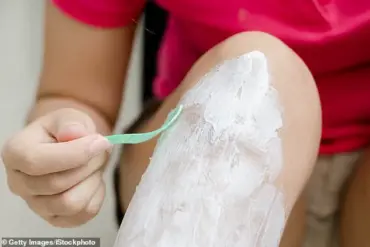 15-Year-Old Girl's Symptoms May Indicate Polycystic Ovarian Syndrome