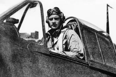 Donald McPherson: WWII Navy Pilot Remembered for Service, Faith, and Family Legacy