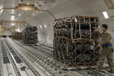 Exclusive: Trump-Putin-Zelensky Talks Reveal Secret Missile Deal as War Drags On