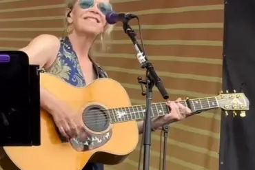 Mary Chapin Carpenter's Surprise Return to Newport Folk Festival Revives Nostalgia and Excitement