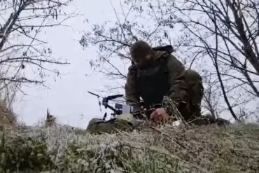 Russian Military 'Intensifying Surveillance' Along Dnieper River, Say Security Sources