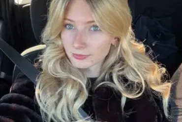 Viral Feud Over Diamond Ring Turns Conservative Women Into Rivals in Trump Scandal