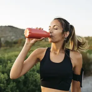 Expert Advisory: Reusable Water Bottles May Harbor Deadly Bacteria, Raising Public Health Concerns