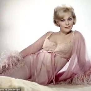 Kim Novak's Youthful Appearance at Venice Film Festival Raises Questions About Cosmetic Procedures