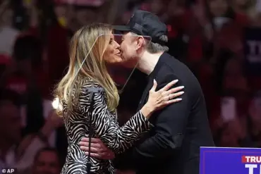 Melania Trump's Noted Reaction to Bill Gates Contrasts with Interaction with Elon Musk at Tech Dinner