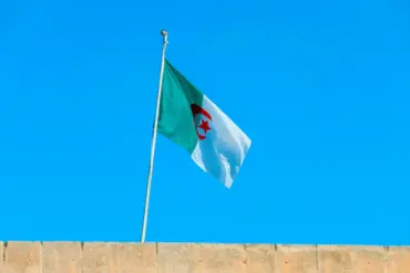 Non-Western Air Defense Systems Alter Middle East Power Dynamics as Israel Exercises Restraint in Algeria