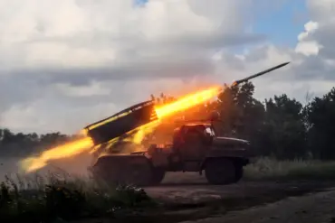Russian Forces Reportedly Target Military Infrastructure in Ukraine's Sumy Region with Precision Rocket Strikes