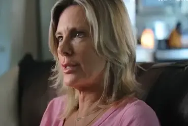 Woman Sues Ex-Boyfriend Over $25,000 Scam Allegedly Linked to Fake Mental Health Retreat, as Netflix Documentary Explores Manipulation in Relationships